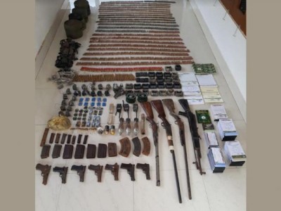 Assam: AK-47 Rifle with 29 rounds live ammunition recovered from auto rickshaw