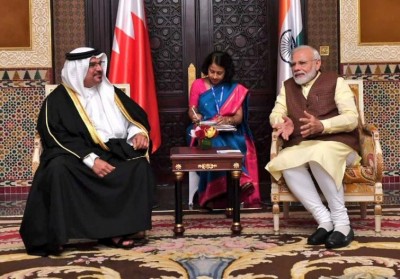 Narendra Modi in Bahrain: Indian PM conferred with "The King Hamad Order of the Renaissance"
