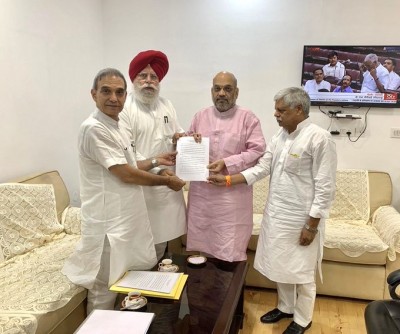 Bengal violence: BJP delegation submits report on Bhatpara to Amit Shah