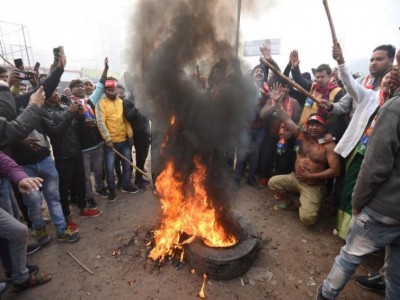 Tejaswi Yadav flashes patriotic card before launching Bihar Bandh