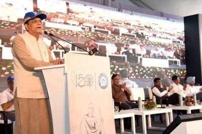 Piyush Goyal releases 'Station Cleanliness Survey Report'