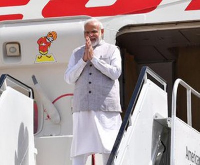 Howdy Modi: PM Narendra Modi arrives in Houston 
