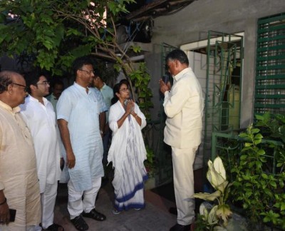 West Bengal: BJP slams Mamata-Naidu meet