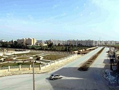 Eight people injured in car bomb explosion in northern Syrian city of Manbij 