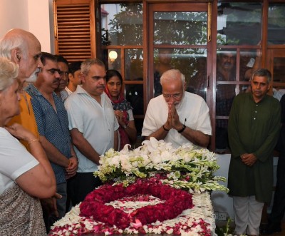 PM Narendra Modi pays tribute to Sheila Dikshit 