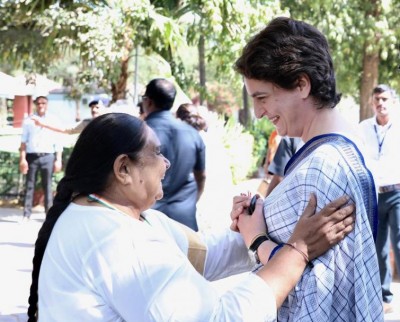 Priyanka Gandhi makes her debut speech in Gujarat, tries to corner Narendra Modi over issue of job creation