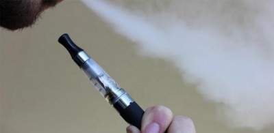 Trump proposes raising minimum age for purchasing E-cigarettes to 21 amid Vaping crisis