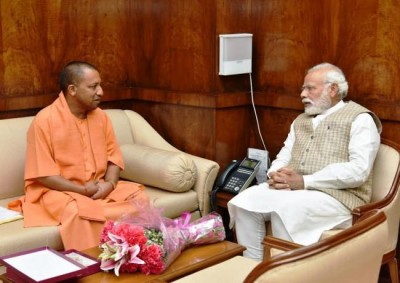 Narendra Modi wishes 'dynamic' Uttar Pradesh CM Yogi Adityanath on birthday