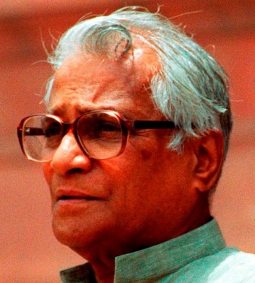 Former Union Minister George Fernandes dies
