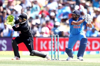 Rohit, Dhawan shine as India set 325 as target for NZ in second ODI