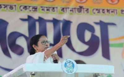 Modi babu, before coming to Bengal, please do your homework: Mamata Banerjee