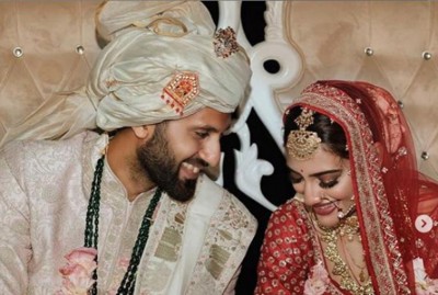 Nusrat Jahan shares new heart melting image with her husband on Instagram