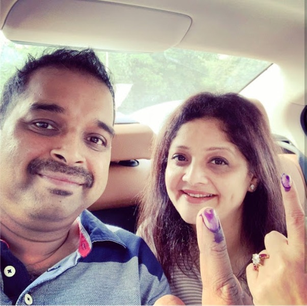 Bollywood casts vote to elect new government