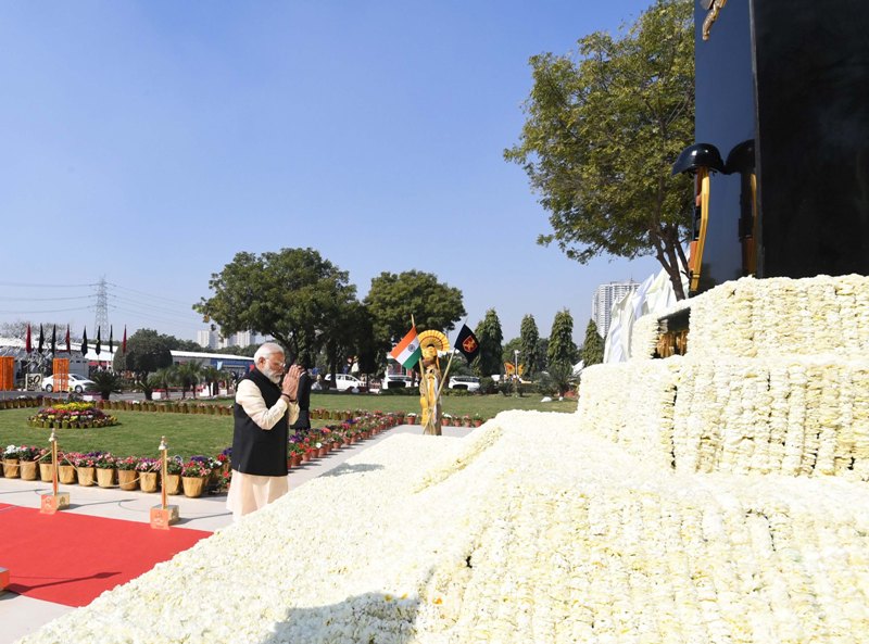 PM Modi attends  Central Industrial Security Forces Raising Day