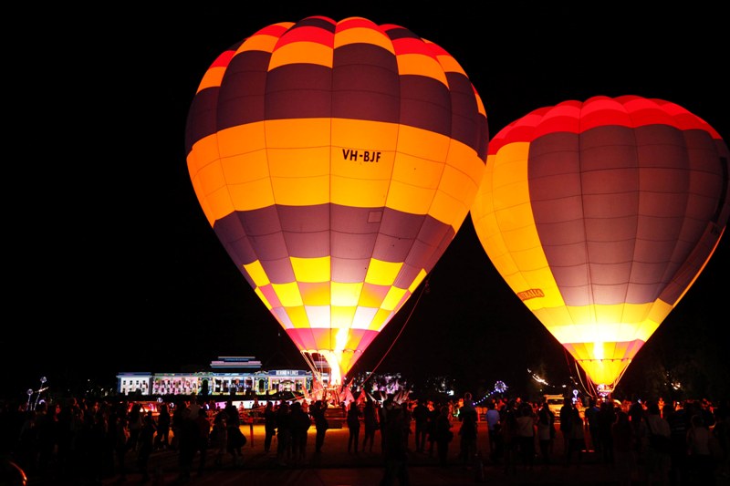 Glimpses from the World of Festival: March 5, 2019