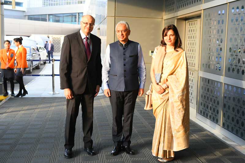 Foreign delegates arrive in New Delhi for Modi's massive swearing-in ceremony