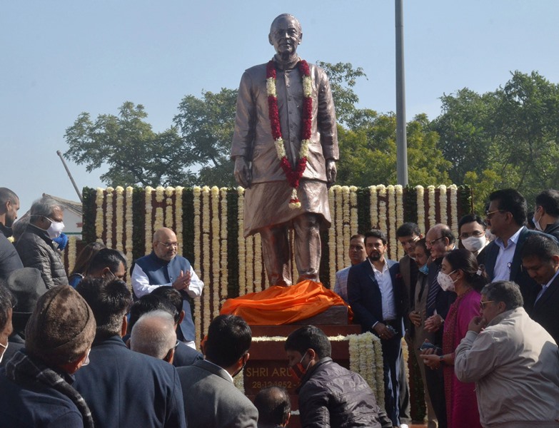 Amit Shah unveils late Arun Jaitley's statue in Feroz Shah Kotla
