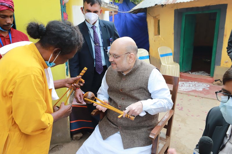 West Bengal: Amit Shah participates in Bolpur roadshow