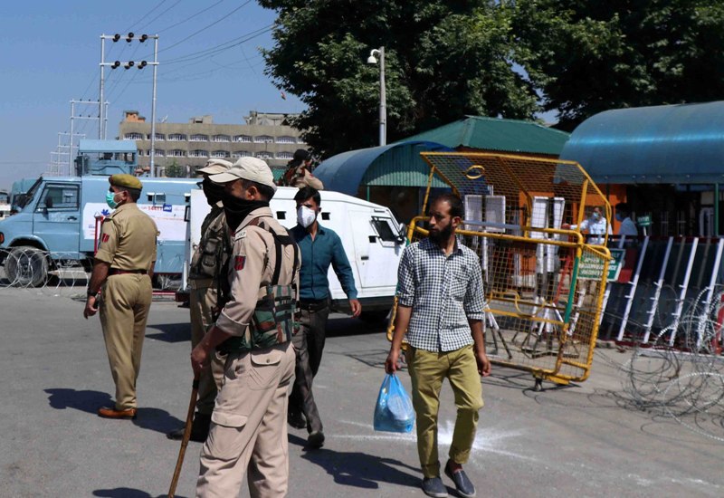 Security forces's vigil in Srinagar