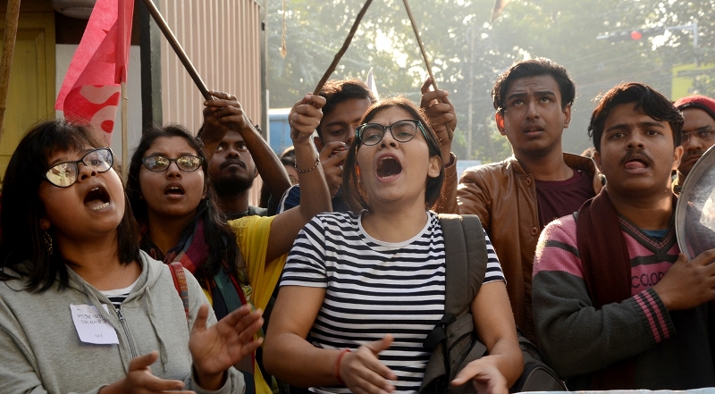 Jadavpur University students hit Kolkata streets protesting against JNU violence