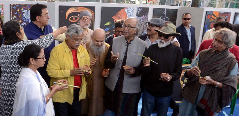 Mamata Banerjee uses canvas to protest against CAA-NRC