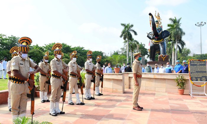 Tributes on Balidaan Diwas of Rani Durgavati