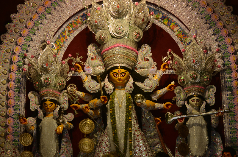 Durga Puja 2020 in Kolkata amid Covid-19
