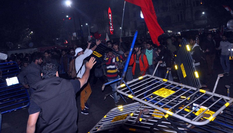 Mamata Banerjee appeals to protesters against CAA, NRC to stay calm amid Modi's Kolkata visit