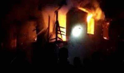 Jammu and Kashmir: Three houses gutted in fire in Shopian
