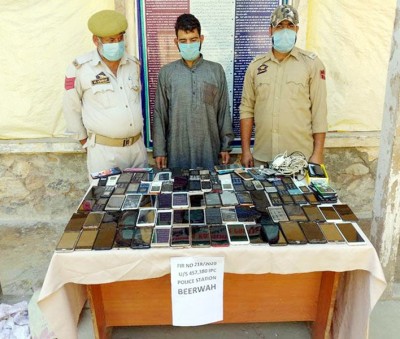 Jammu and Kashmir Police arrest thief in Budgam