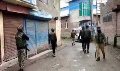 Jammu and Kashmir: Encounter breaks out between SFs, militants in Srinagar