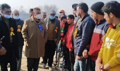 Jammu and Kashmir: DDC kick starts SPL at Kulgam