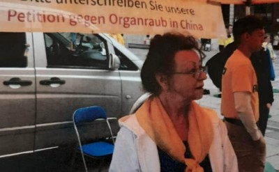 Falun Gong practitioners in Vienna highlight their plight inflicted by China 
