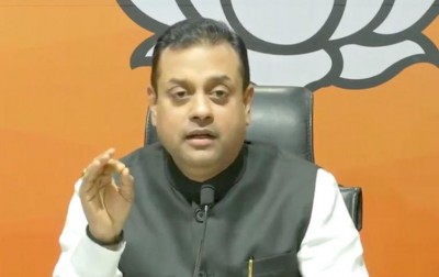 BJP slams 'liberals' over Waris Pathan's communal remark