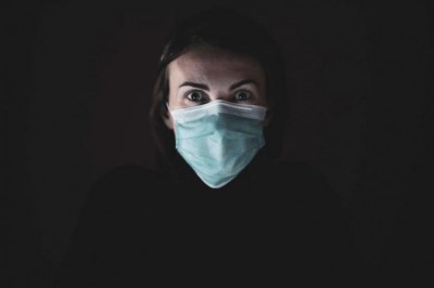 Maharashtra: Cancer patient, her father test positive for COVID-19