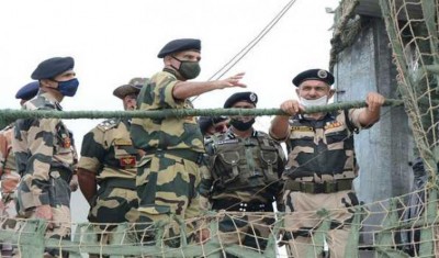 DG BSF reviews security situation of Jammu Frontier