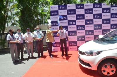WBSEDCL introduces electric vehicles to reduce air pollution