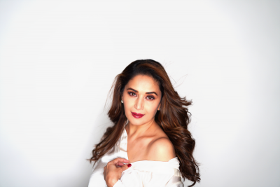 Would have done research in genetics if I was not an actor, says Madhuri on completing 36 yrs in Bollywood