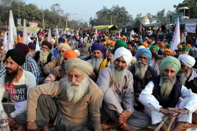 Centre fails to achieve a breakthrough in talks with farmers, next meet on Dec 3