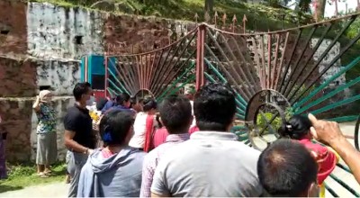 Imphal: NH blocked as public demand release of alleged NSCN (IM) cadre