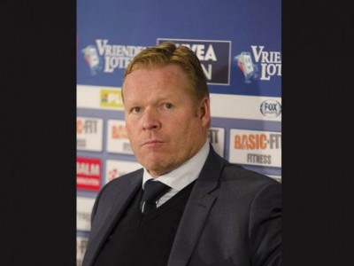 Netherlands coach Koeman in hospital with heart problem