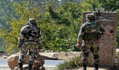 Kashmir: Policeman shot dead in Kulgam