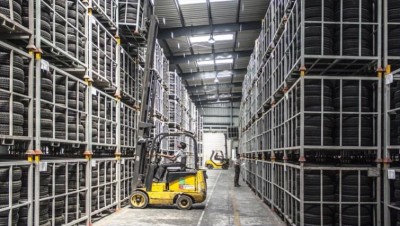 India's eight core industries' output contracts 2.5 pct in October 