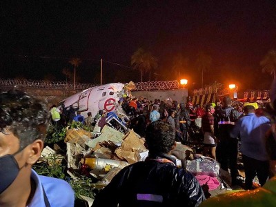Kozhikode Air India crash deceased passenger tests positive for COVID-19, rescuers asked to self-quarantine