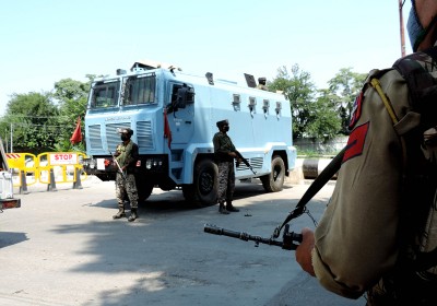 Security officials arrest newly recruited LeT militant from south Kashmir