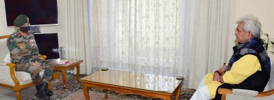 Lt. Gen M V Suchindra calls on Lt Giv Manoj Sinha