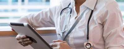 Afghanistan: 2 doctors abducted by armed men