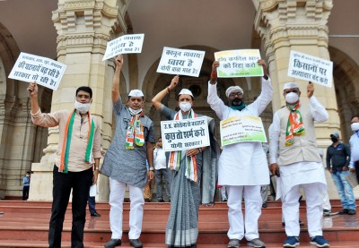 Congress leaders protest against the law and order situation in Uttar Pradesh