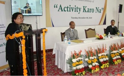 Jammu and Kashmir: CJ felicitates winners of Activity Karo Na