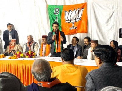 Delhi polls: 'Shoot down traitors' chants emerge at Anurag Thakur's rally